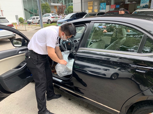 上汽荣威售后服务 (4).jpg